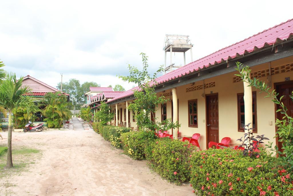 Mien Mien Otres Hotel Sihanoukville Buitenkant foto